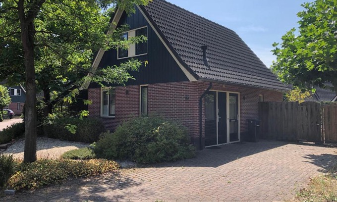 Winterswijk House | Enjoy Family-Friendly Stays at 't Hulzen in Winterswijk