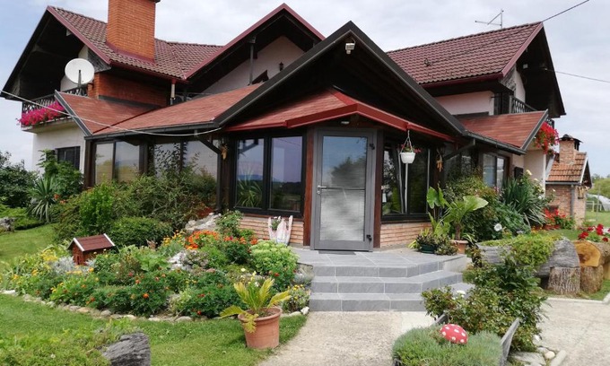 Klinca Sela House | Inviting Guest Houses in Croatia with Family-Friendly Amenities