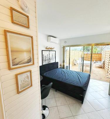 Villeneuve Loubet Beach Apartment | Indulge at Ducal Marina Riviera Bay: Suite with Private Jacuzzi