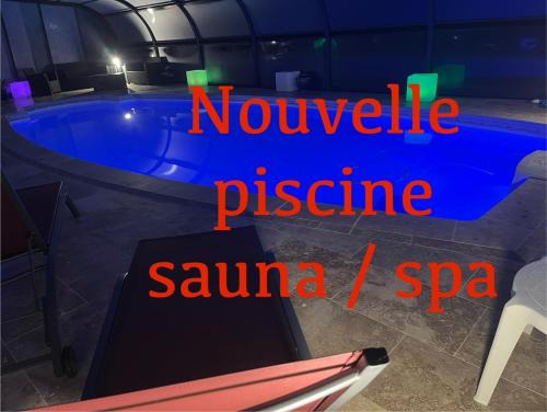 Moelan-sur-Mer Apartment | Relaxing Retreat: Spa Access & Pool with Ocean View