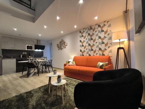 Montbrison Apartment | Elegant & Cozy T2 Apartment: Pet-Friendly Retreat