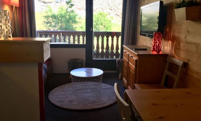 Bergers Apartment | Cozy Getaway in Bergers - Steps from the Slopes