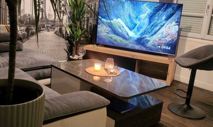 Alencon Apartment | Cozy Retreat with Private Parking & Family-Friendly Amenities