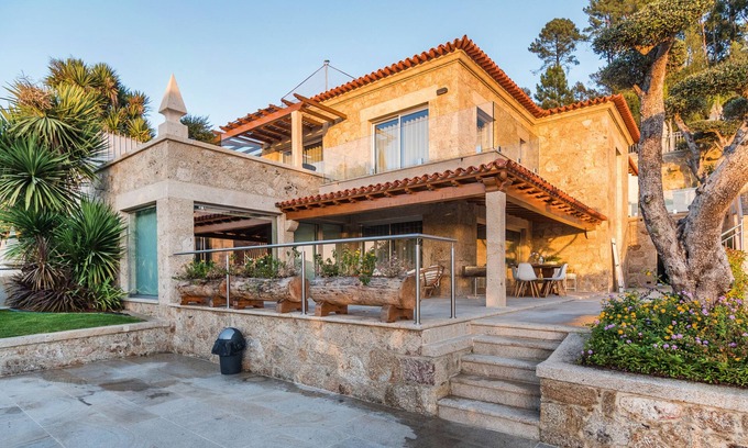 Cardielos House | Beautiful T2 Duplex with Ocean View & Private Pool