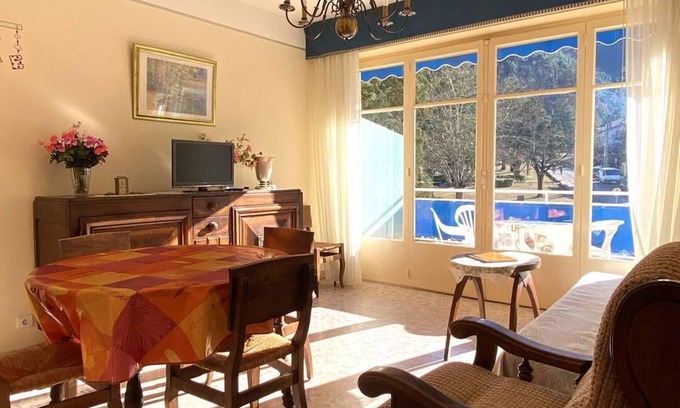Vernet-les-Bains Apartment | Discover Family-Friendly Comfort at T2 Face AU Canigou