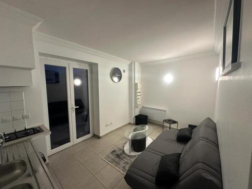 Gresy-sur-Isere Apartment | Pet-Friendly Retreat at T2 Gresy Sur Isere