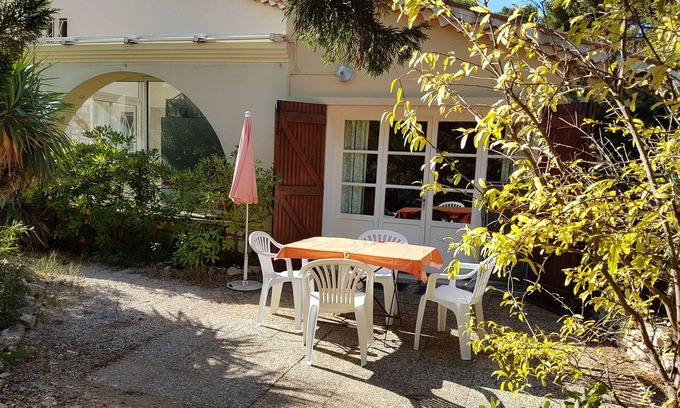 Carry-le-Rouet House | Exceptional T2 Ground Floor at Carry le Rouet with Ocean View