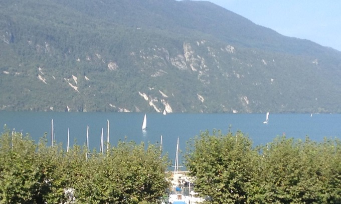 Aix-les-Bains Apartment | Lake View T2 with Large Balcony & Spa Amenities in Aix les Bains