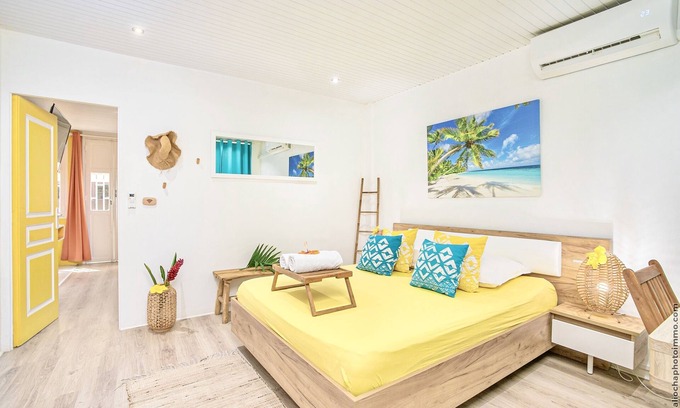Fort-de-France Apartment | Discover T2 Luxury: Prime Location with Family-Friendly Amenities