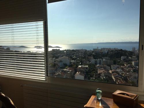 Roucas-Blanc Apartment | Panoramic Sea View Apartment Near Olympic Sites - Rated 10/10