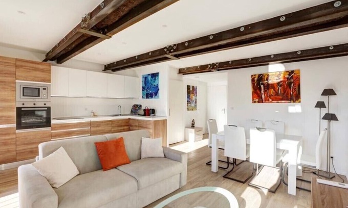 Le Suquet Apartment | T2 Marché de Forville historic center 2 steps from the Croisette