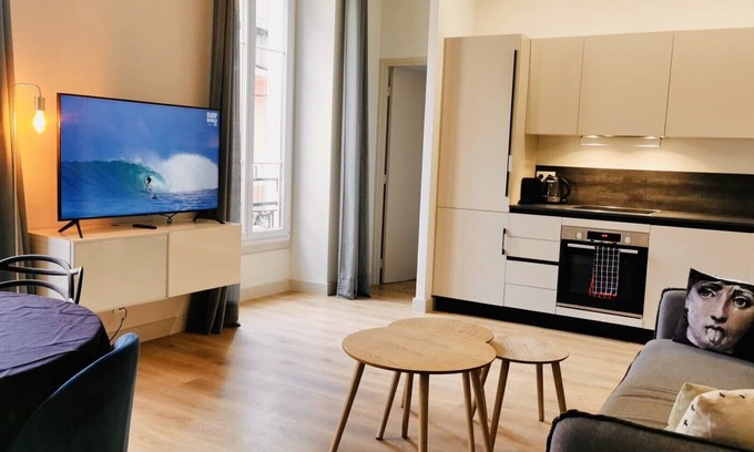 Cimiez Apartment | Modern Acropolis Retreat with Garden and Family-Friendly Amenities