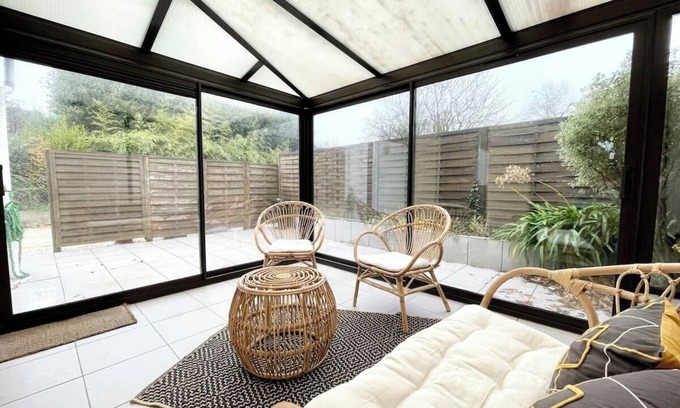 Larmor-Plage Apartment | Cozy Oceanfront Retreat Just Steps from the Beach