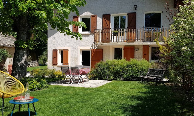 Gap Apartment | Serene T2 Apartment with Lake View & Hot Tub in Gap