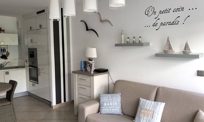 Calvi Apartment | Discover a Quiet Retreat with Magnificent Mountain Views
