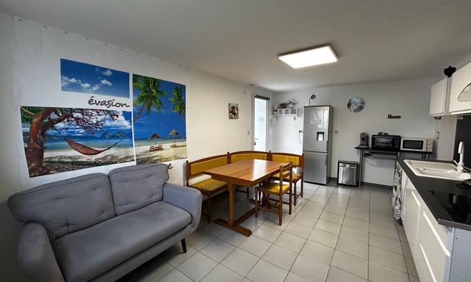 La Roche-Posay Apartment | T2 with garden, terrace and Wifi 1km from the Spa