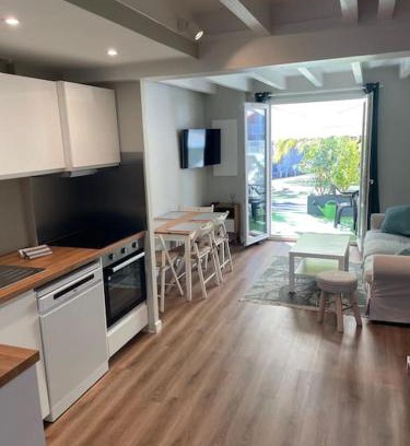 Anglet Apartment | Inviting T3 in Anglet Near Biarritz with Pool Access