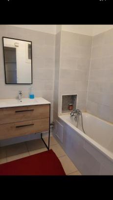 Saint-Louis Apartment | Well-Equipped T3: Family-Friendly Comfort Awaits You