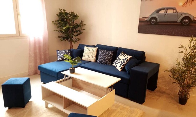 Evreux Apartment | Convenient T3 Calme et Spacieux Near Train Station