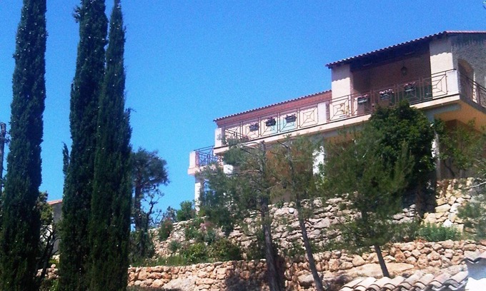 Aubagne Villa | Discover T3 ds mas provencal - Perfect for Your Getaway