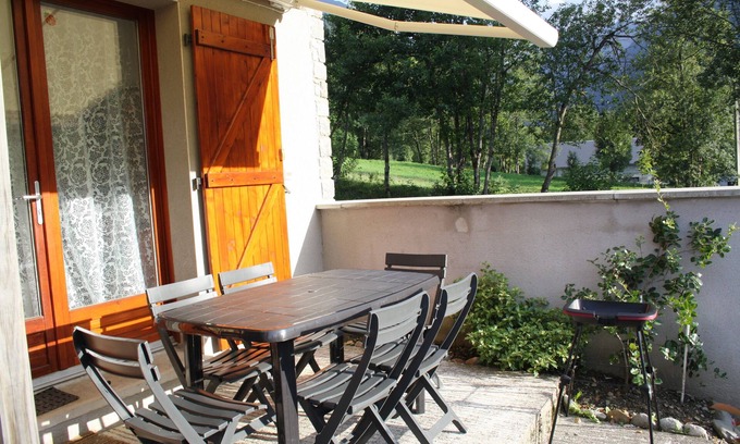 Peyragudes Apartment | Experience T3 Duplex with Private Terrace & Pool Access