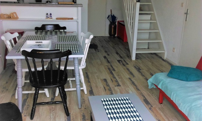 Cabourg Apartment | Bright T3 Duplex with Ocean View and Pool for Families
