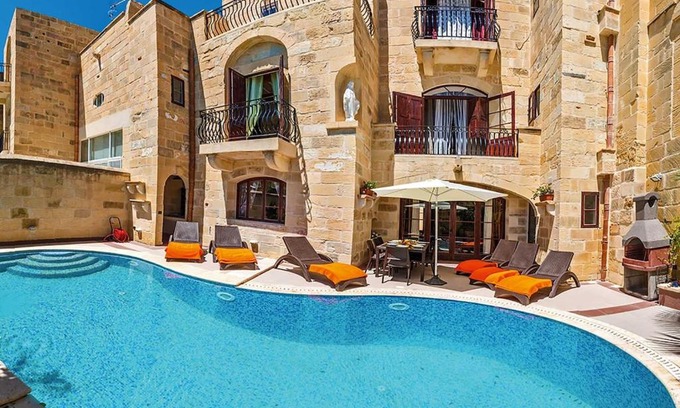 Ggantija House | Pet-Friendly Ta' Majsi Holiday Home with Pool & High Ratings