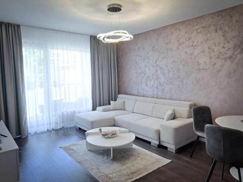 Nitra Apartment | Stylish Tabáň Marble Apartment in City Center with Free Parking