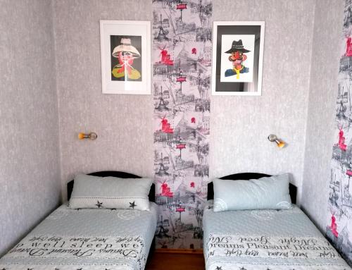 Dunakeszi Apartment | Serene Retreat at Tabán Apartman with Hot Tub & Breakfast