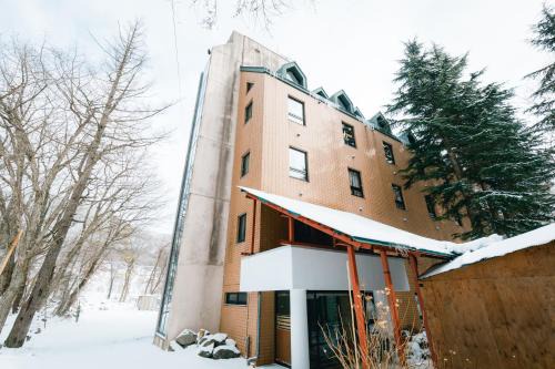 Hokujo Hotel | Discover Tabist More Resort Nire no Ki Hakuba's Hot Tub Retreat