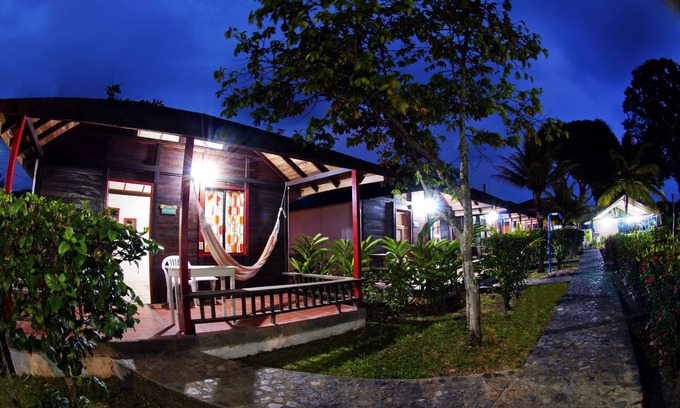 Capurgana Cabin | Tacarcuna Lodge: Family-Friendly Retreat with Pool & Spa