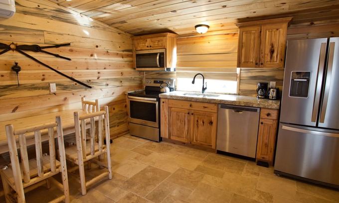 Hatch Apartment | Top-Rated Tack Room Studio at Sevier River Ranch Retreat