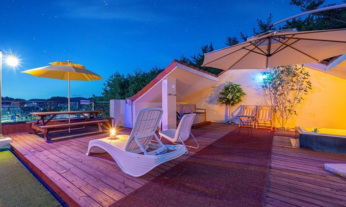 Paeksajang Hotel | Relaxing Eco-Friendly Retreat at Taean Anmyeondo La Mer 19