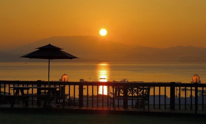 Taean House | Tranquil Getaway at Taean Lemon Treen Pension with Pool