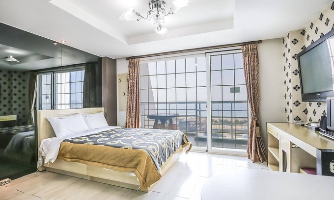 Taean Hotel | Eco-Friendly Comfort at Taean Subichi Castle Pension