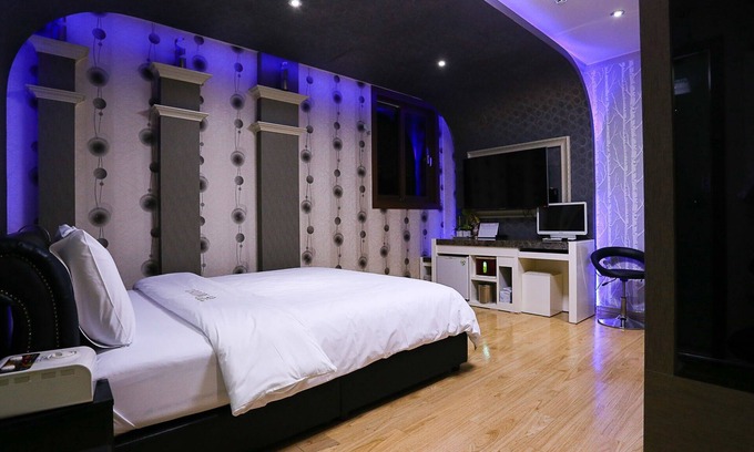 Taebaek Hotel | Eco-Friendly Escape at Taebaek Kkum with Breakfast Included