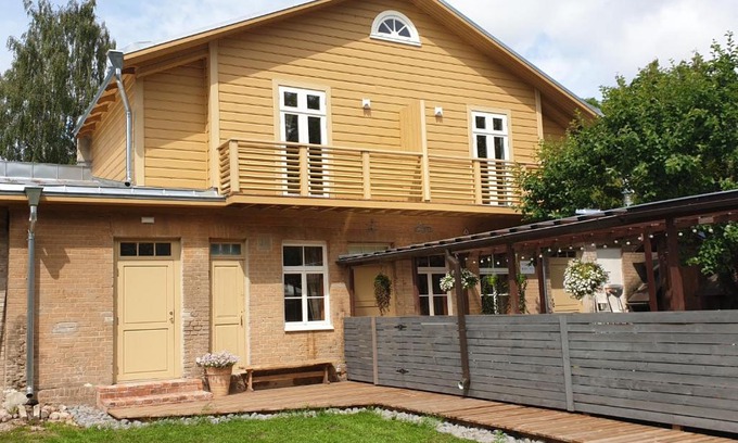 Voru House | Pet-Friendly Comfort at Taevas Külalistemaja - Rated 9/10