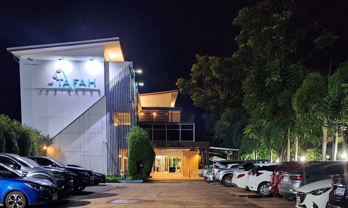 Sakon Nakhon Hotel | Budget-Friendly Tafah Residence with Family Amenities