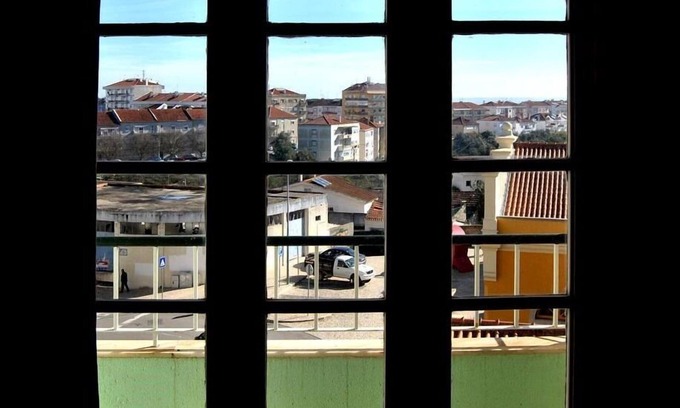 Santarem Cabin | Discover Tagus Host: Spa Retreat with Breakfast Included