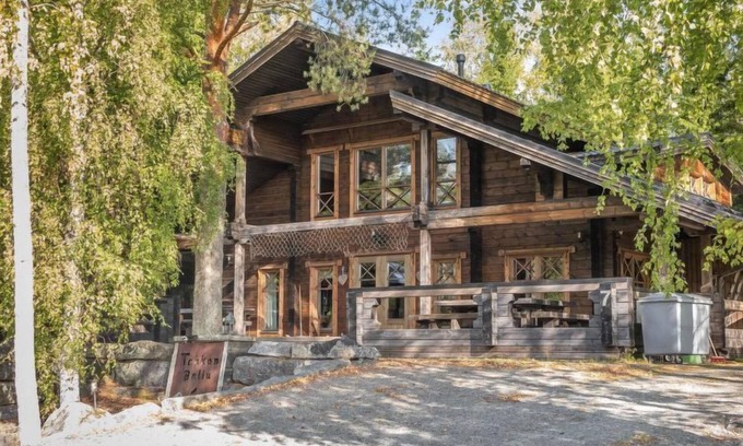 Tahkovuori House | Experience Lake Views at Tahkonbalju by Interhome