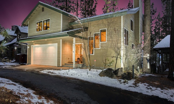 Elk Point House | Experience Tahoe Luxury Home with Private Beach Access