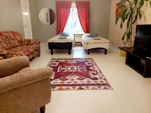 Varkaus Apartment | Pet-Friendly Residenssi Tuuli with Oceanfront Views