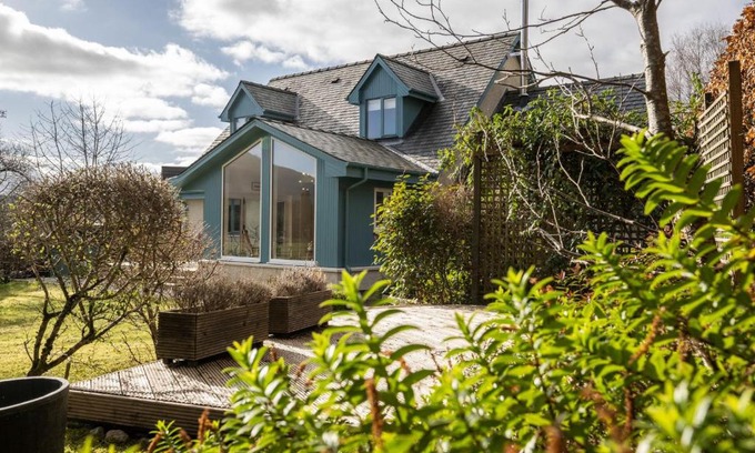 Spean Bridge House | Discover Taigh a'Chaorainn: Child-Friendly Retreat with 9.3 Rating