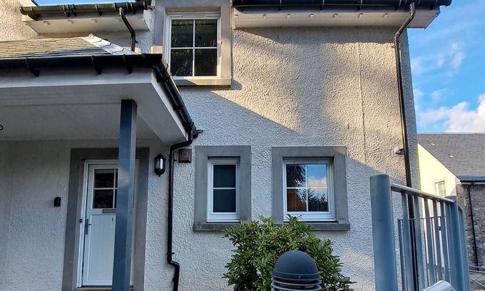 Killin Cottage | Family-Friendly TAIGH GEAL with Garden in Beautiful Killin