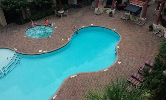 Columbia Condo | Explore Tailgate Condo Near Williams-Brice Stadium