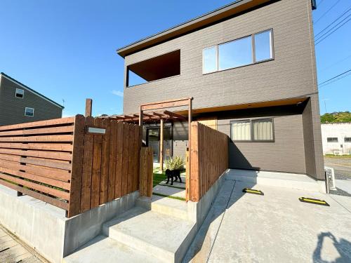 Isumi House | Pet-Friendly Retreat at TAITO BEACH HOUSE - 4-Star Stay