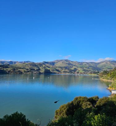 Akaroa House | Scenic Takamatua Holiday Home with Oceanfront Views
