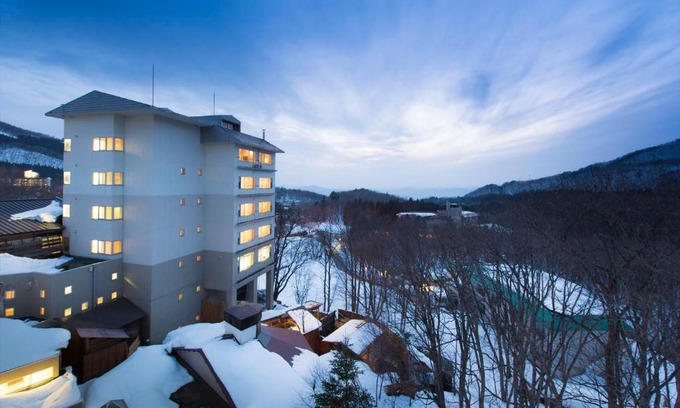 Zaoonsen Hotel | Elegant Takamiya Hotel Lucent: 4-Star Comfort Awaits