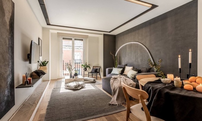 Recoletos Apartment | Experience Takao: 2 Bedrooms in Salamanca with Great Amenities