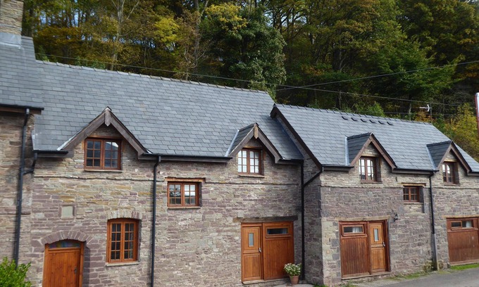 Westbrook Court House | Experience Family Fun at Bryn Bwthyn - Rated 9.8/10